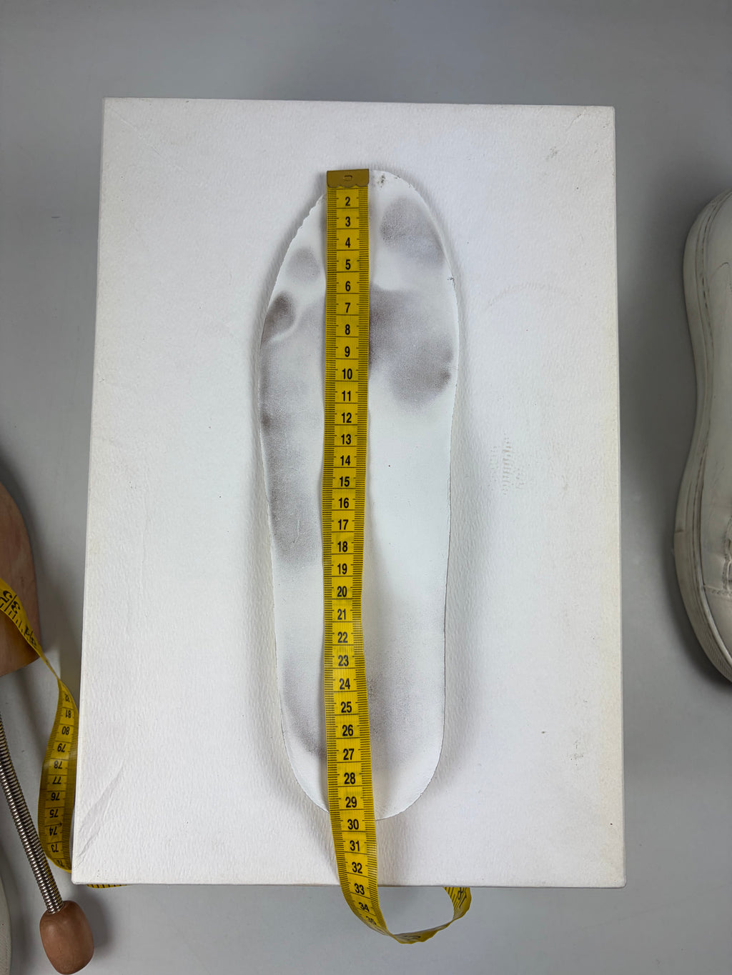 Balenciaga arena low - eu 44 / us 11 / uk 10.5 - white