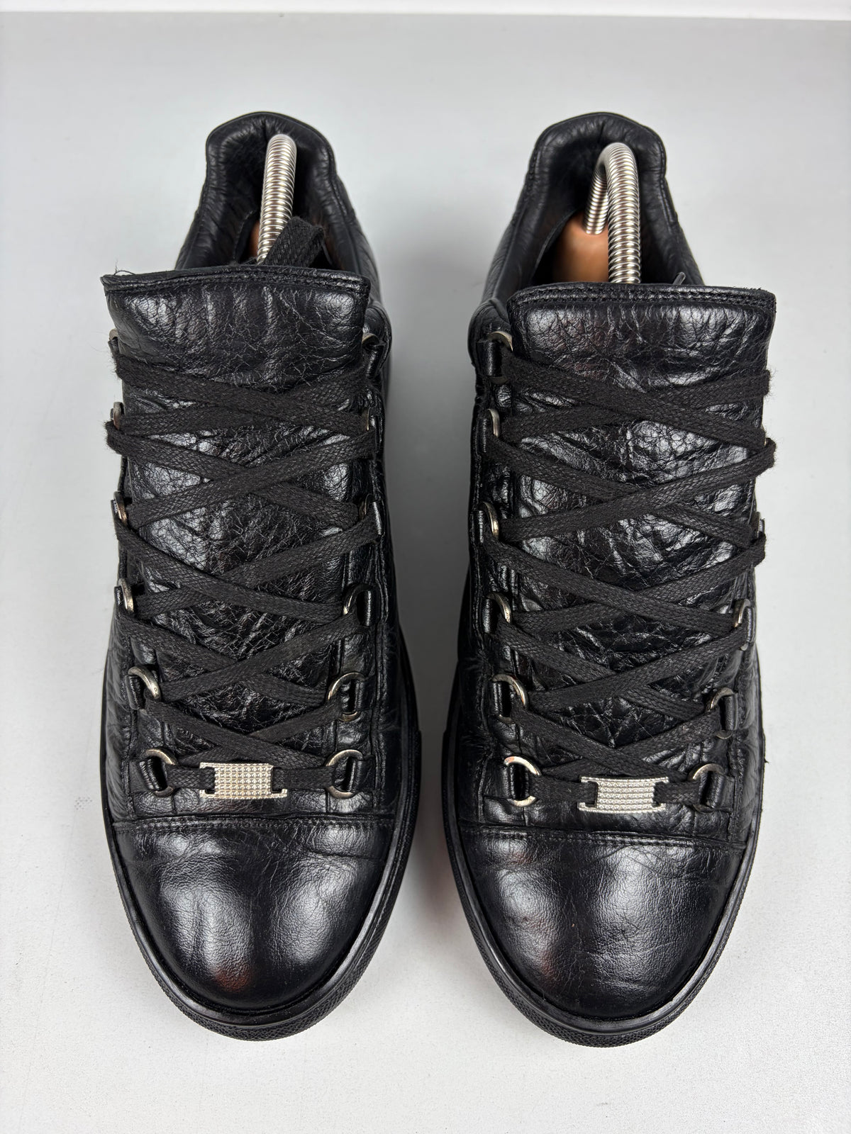 Balenciaga arena low - eu 41 / us 8 / uk 7 - black