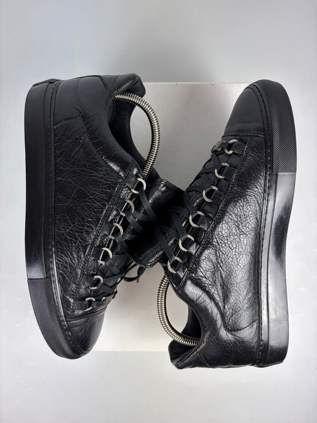 Balenciaga arena low - eu 40 / us 7 / uk 6 - black