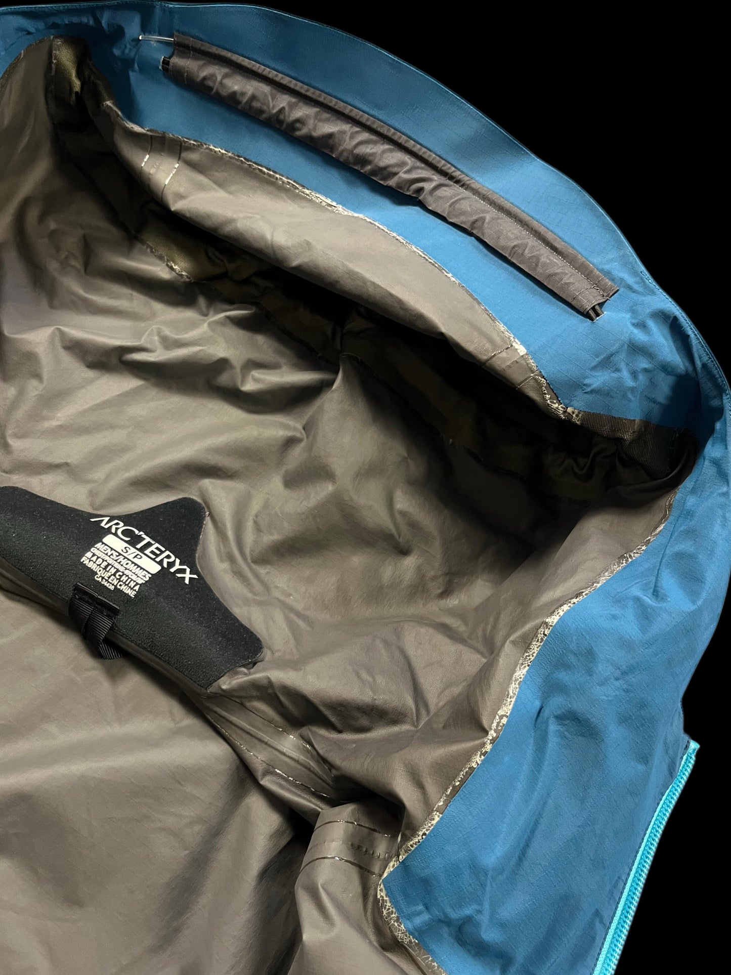 2014 ARCTERYX GORE-TEX JACKET (S)